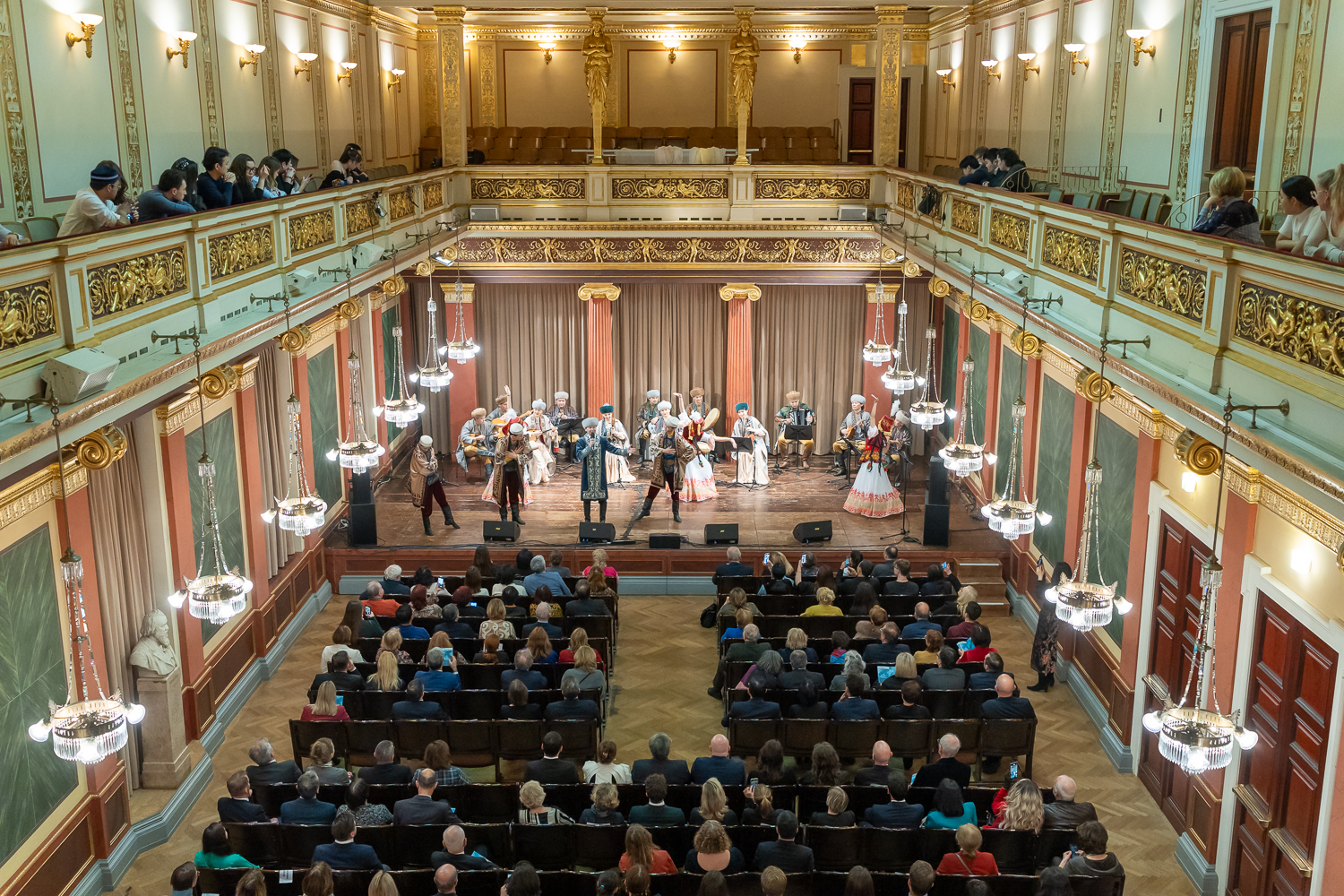 Kazakhstan: Concert - society.at