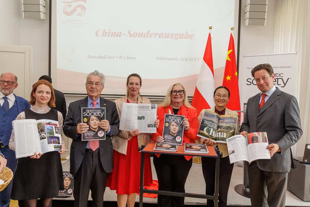 Diplomatic-SOCIETY-Embassy-of-China