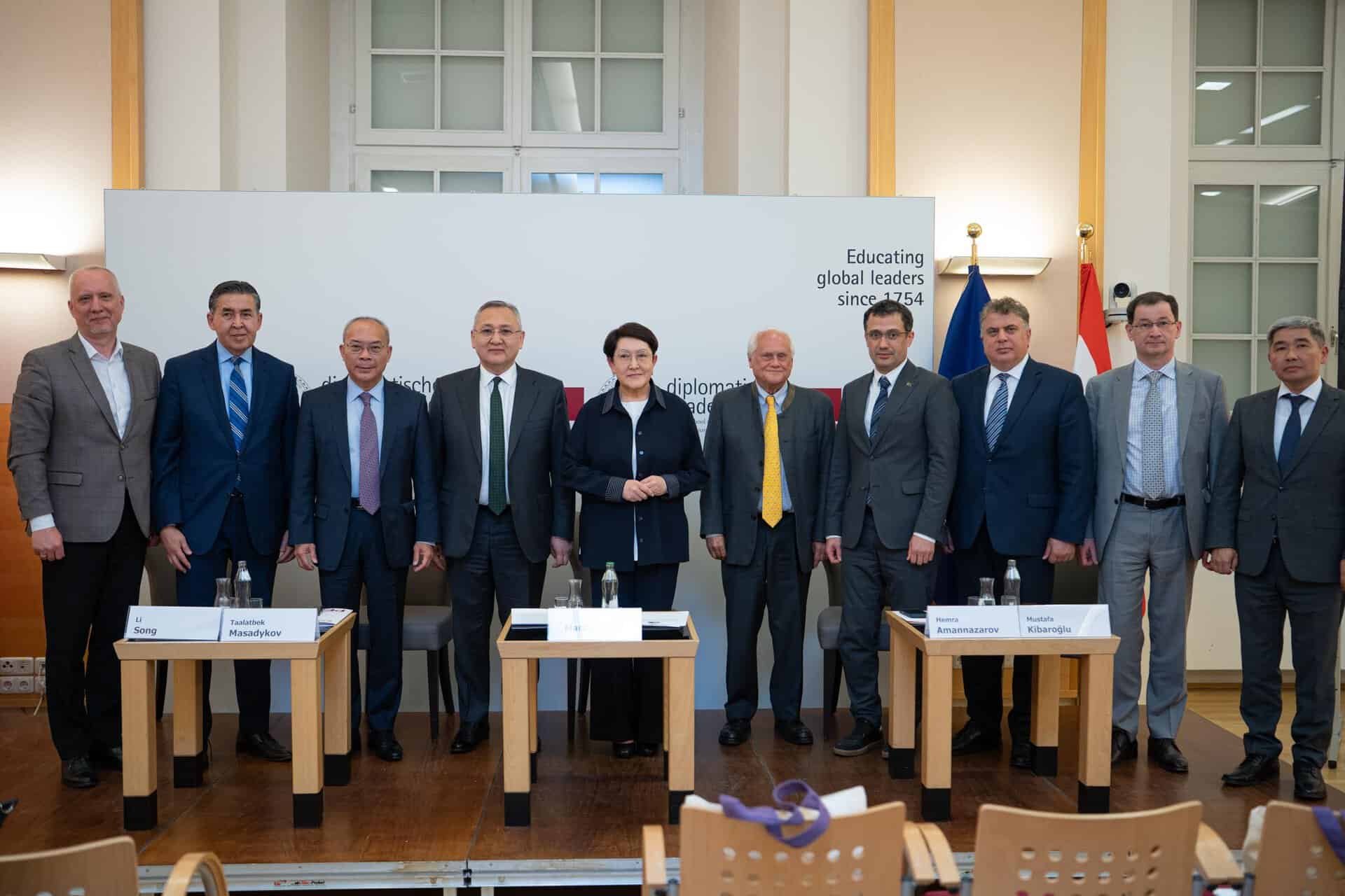 Round-Table-Kyrgyzstan-and-issues-of-regional-and-global-security-